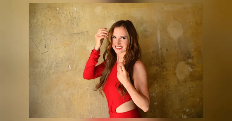 Schlager mit Swing und Selbstironie: Anita Hofmann veröffentlicht „Mann tut was Mann kann“